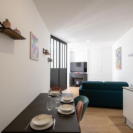 L'Arty - Tres Joli Studio Moderne Place Valmy Лион Экстерьер фото
